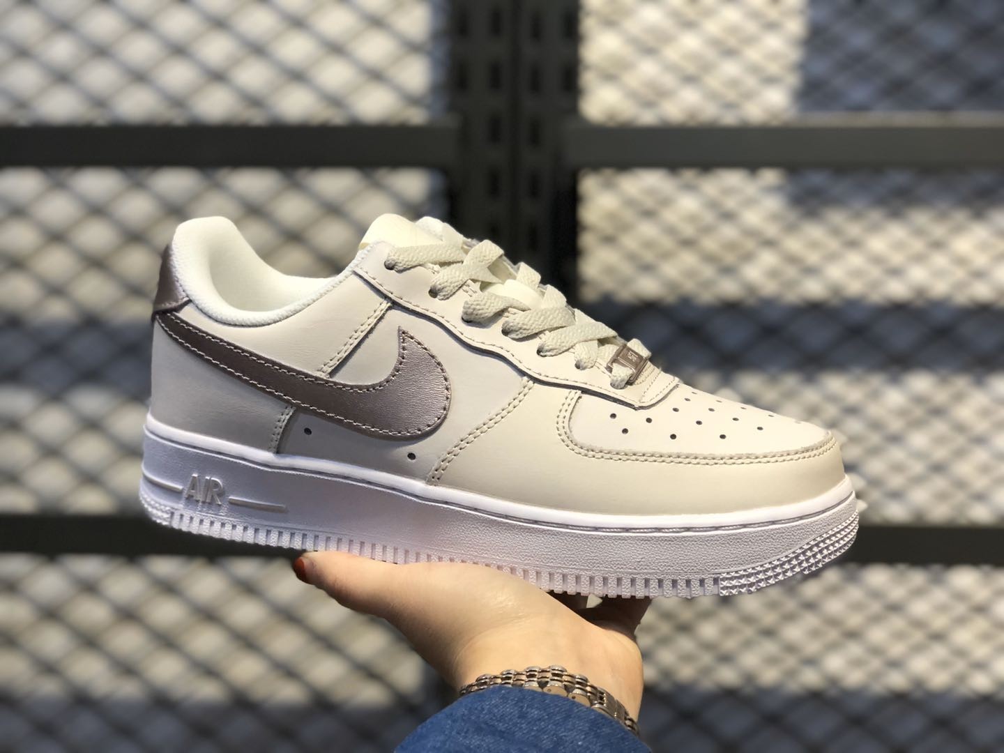 Nike Air Force 1 Low