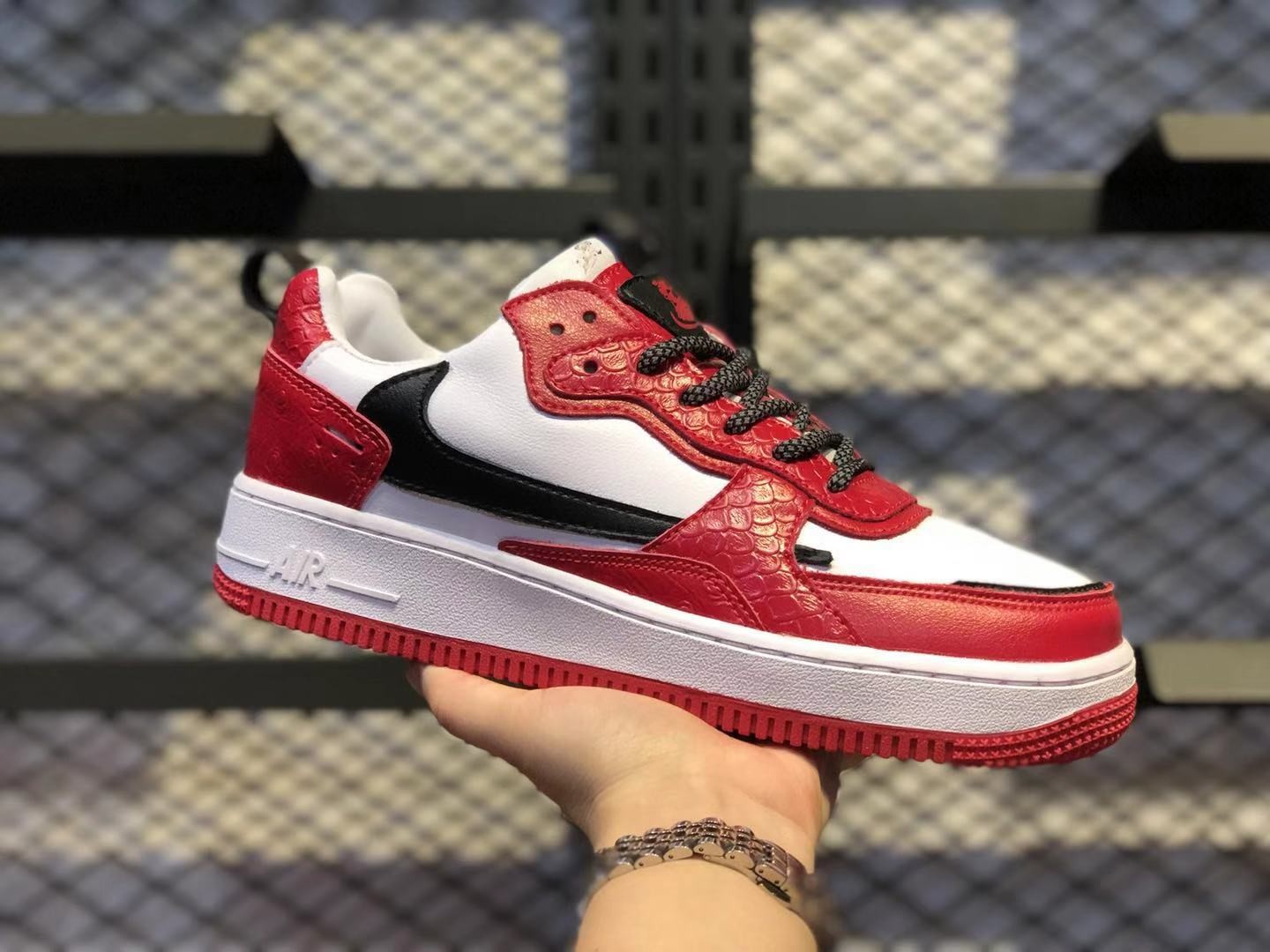 Nike Air Force 1 Low