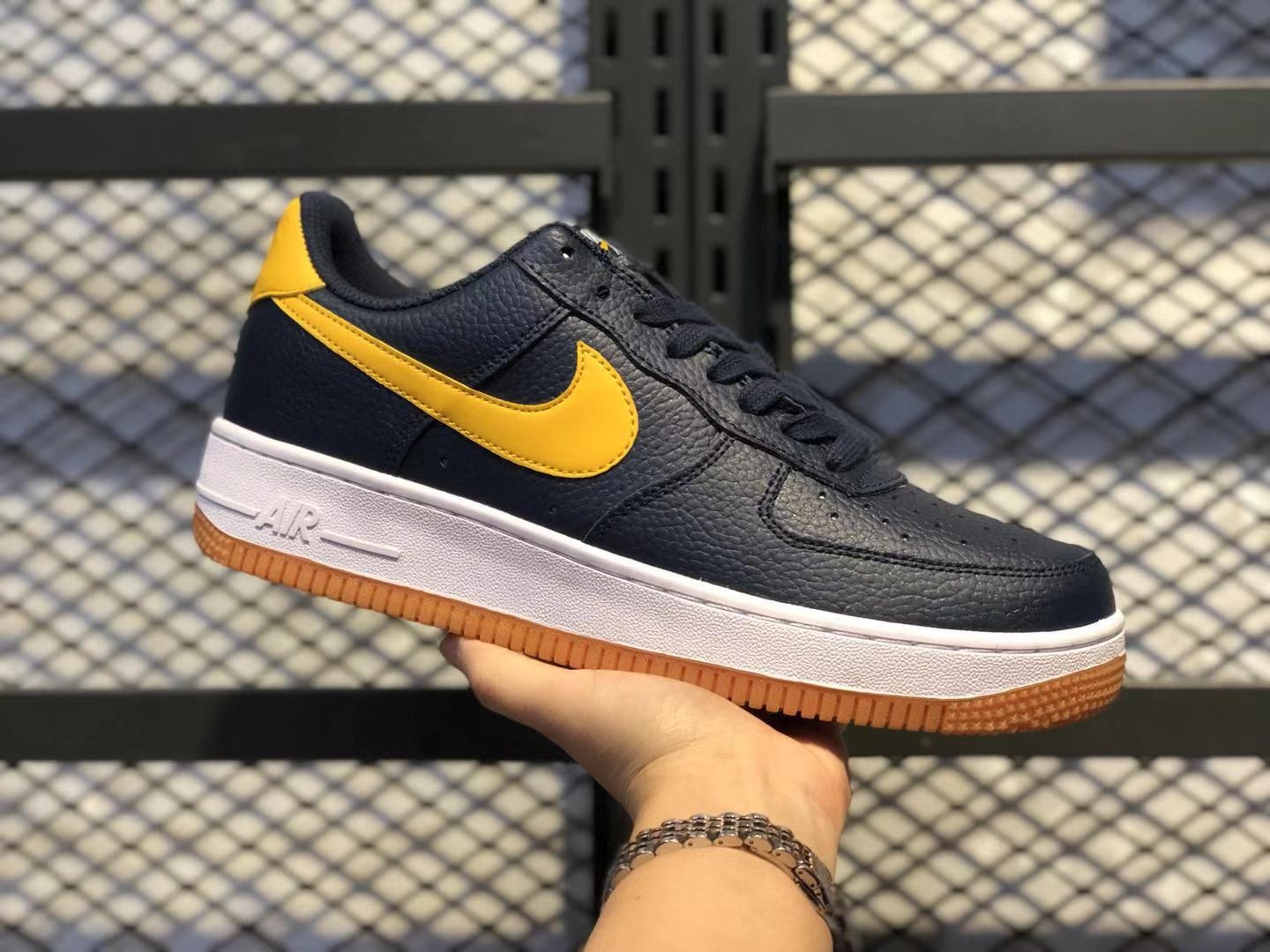 Nike Air Force 1 Low