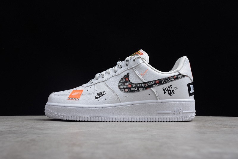 Nike Air Force 1 Low