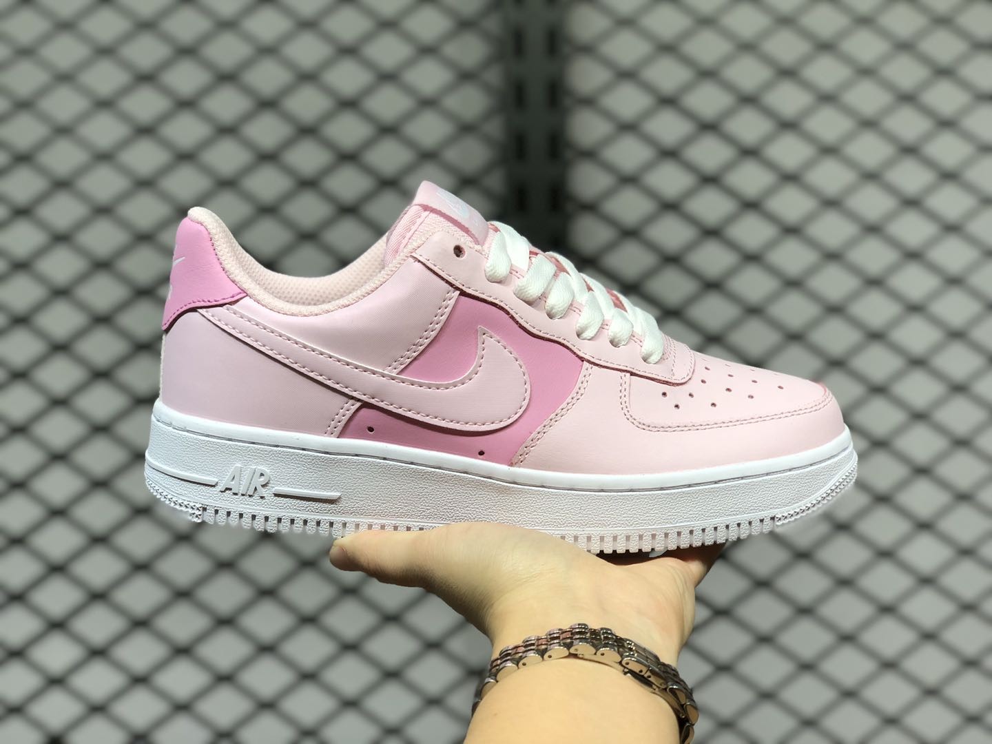 Nike Air Force 1 Low