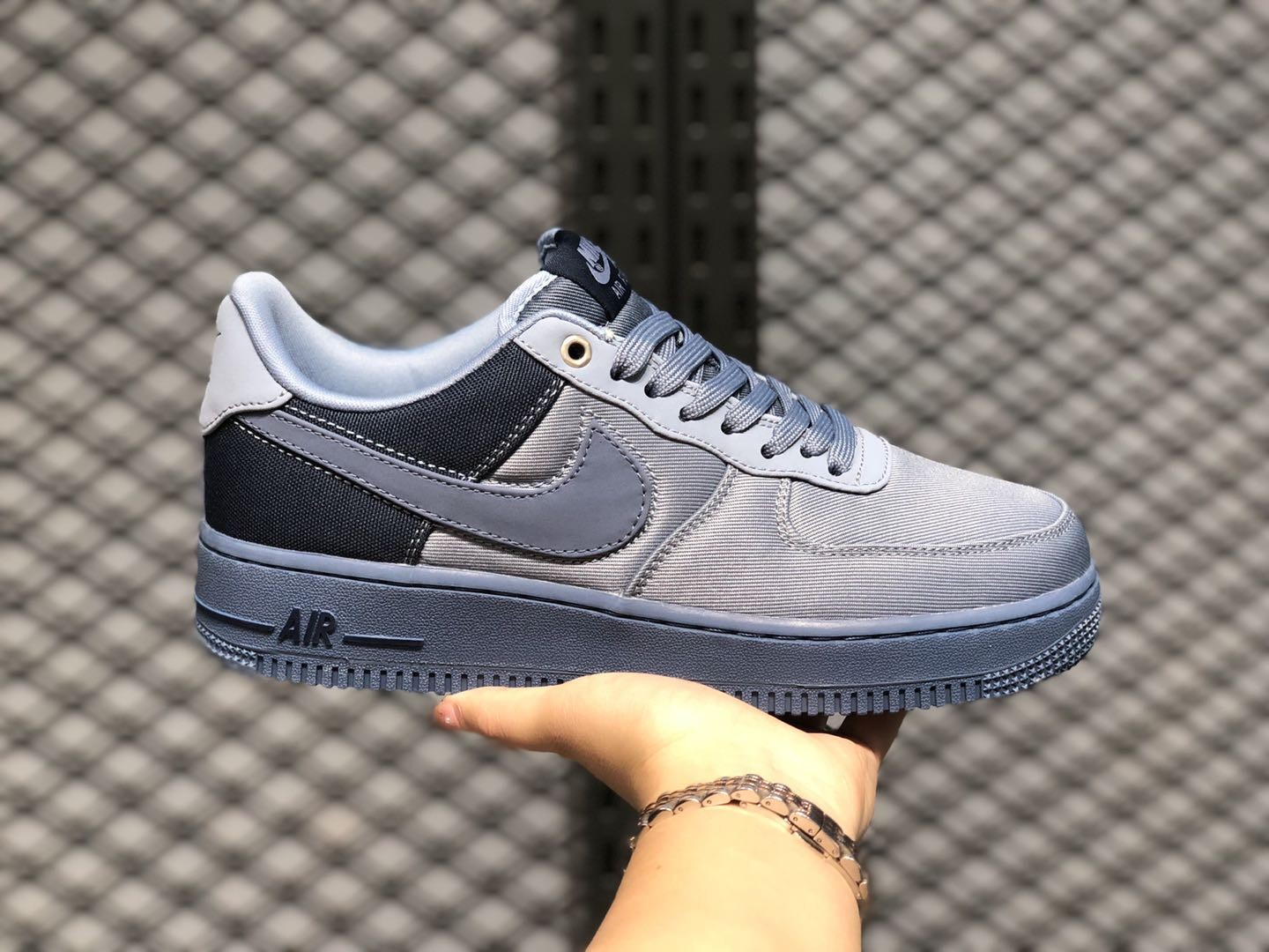 Nike Air Force 1 Low