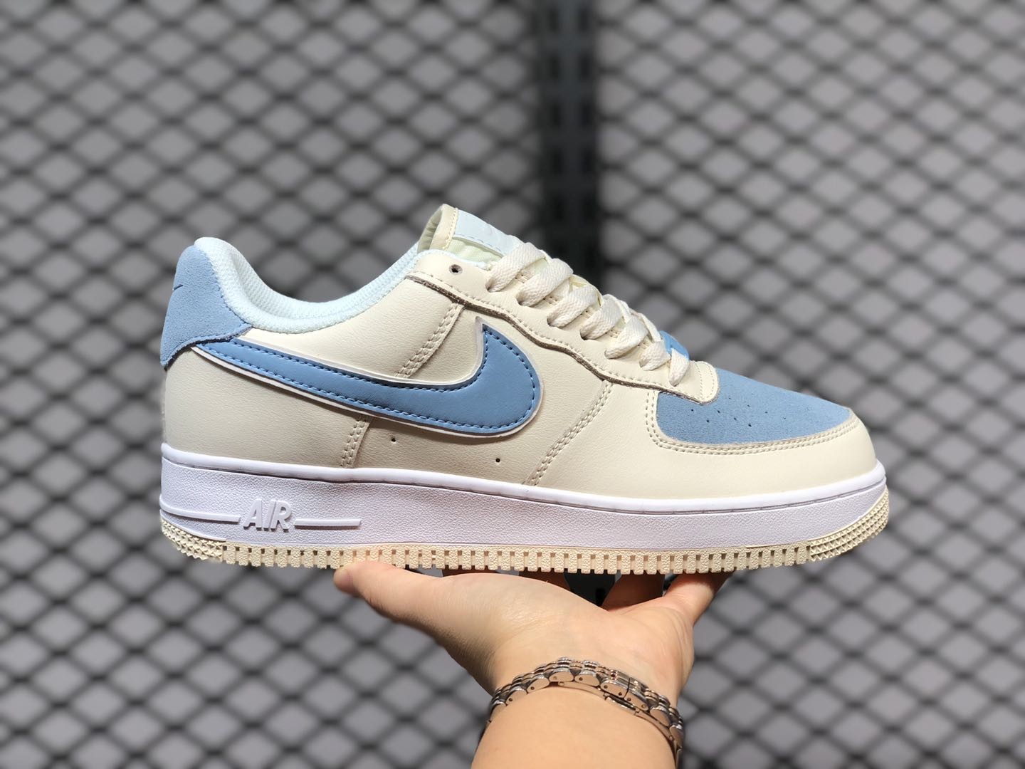 Nike Air Force 1 Low