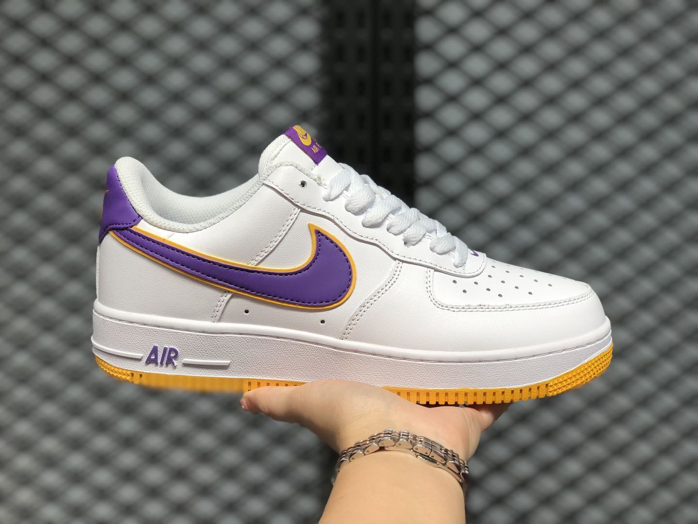 Nike Air Force 1 Low