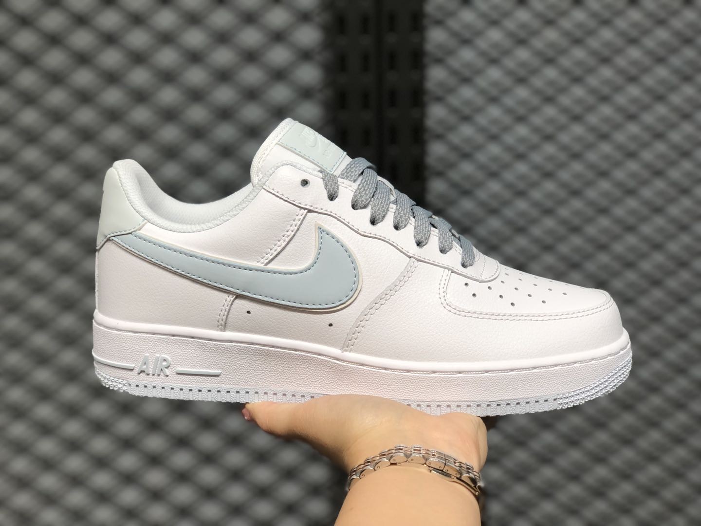 Nike Air Force 1 Low