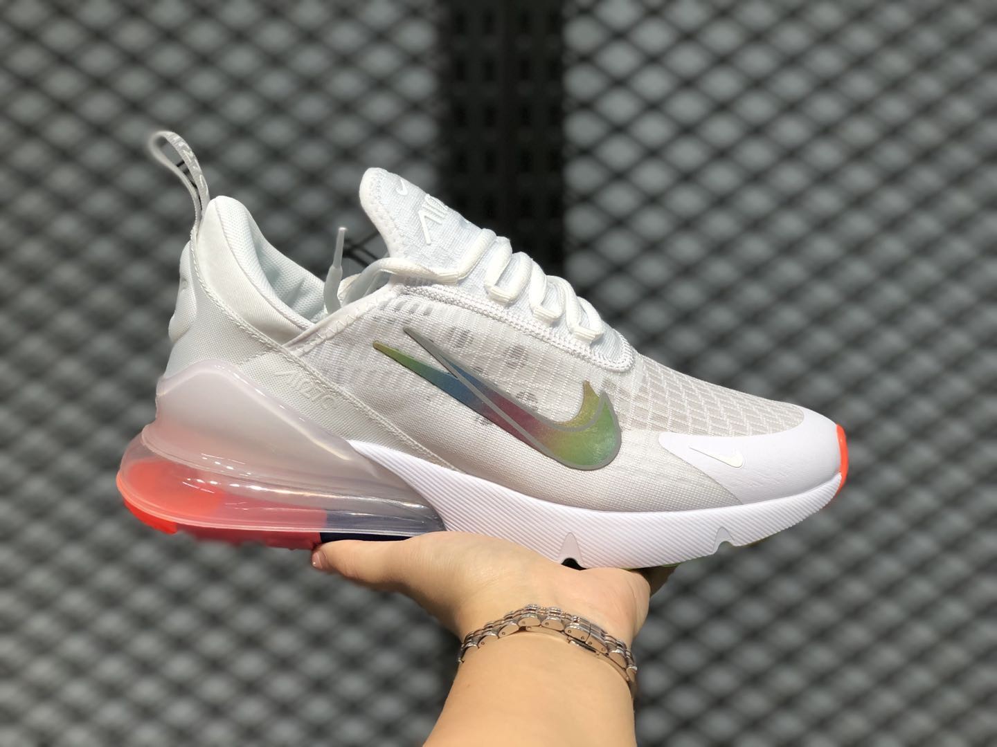 Nike Air Max 270