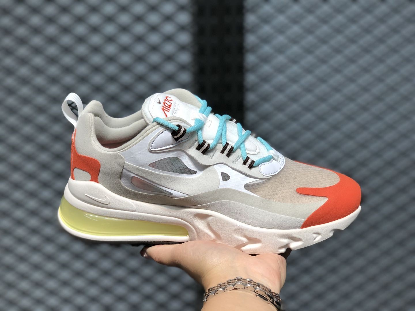 Nike Air Max 270 React