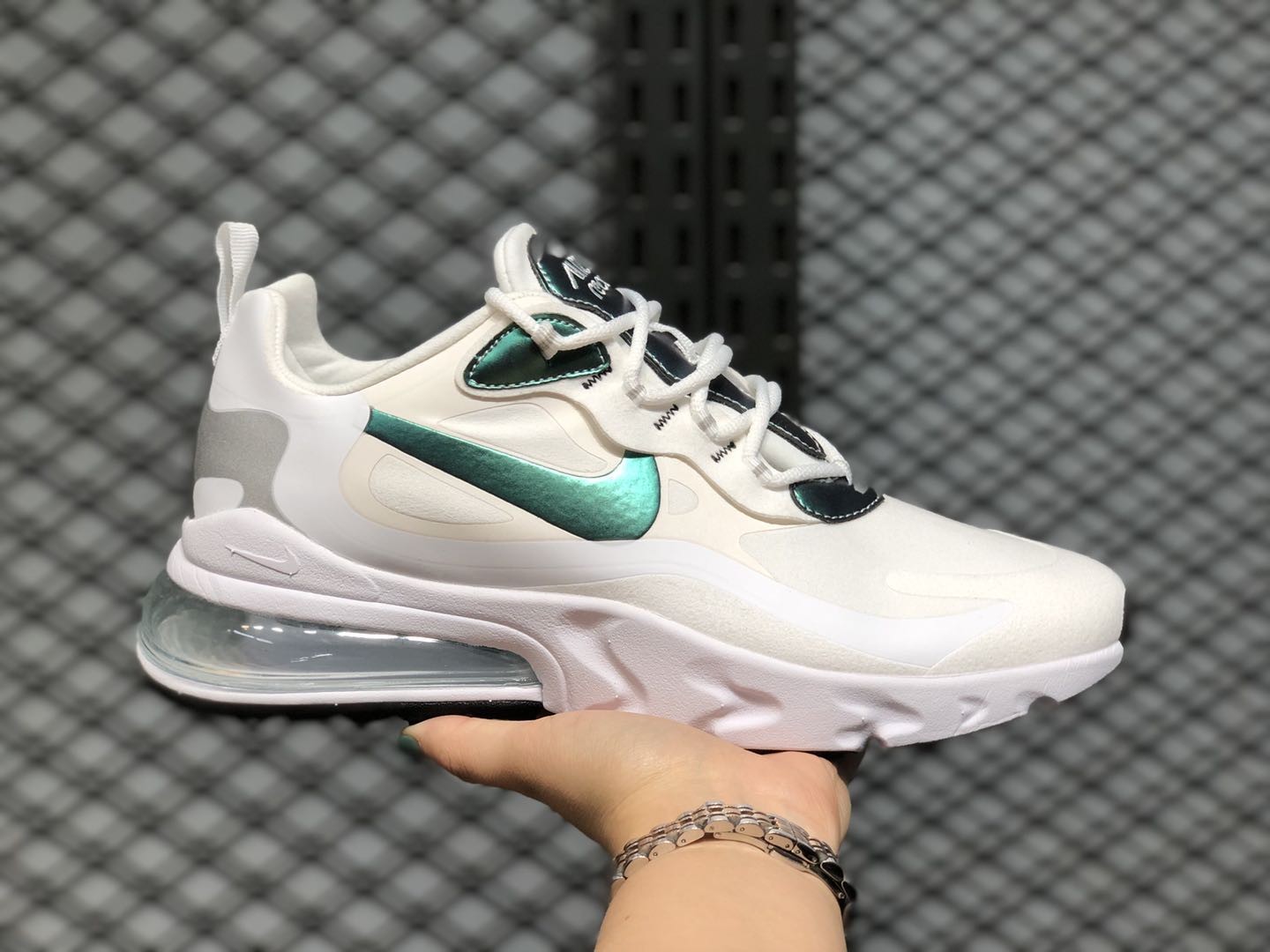 Nike Air Max 270 React