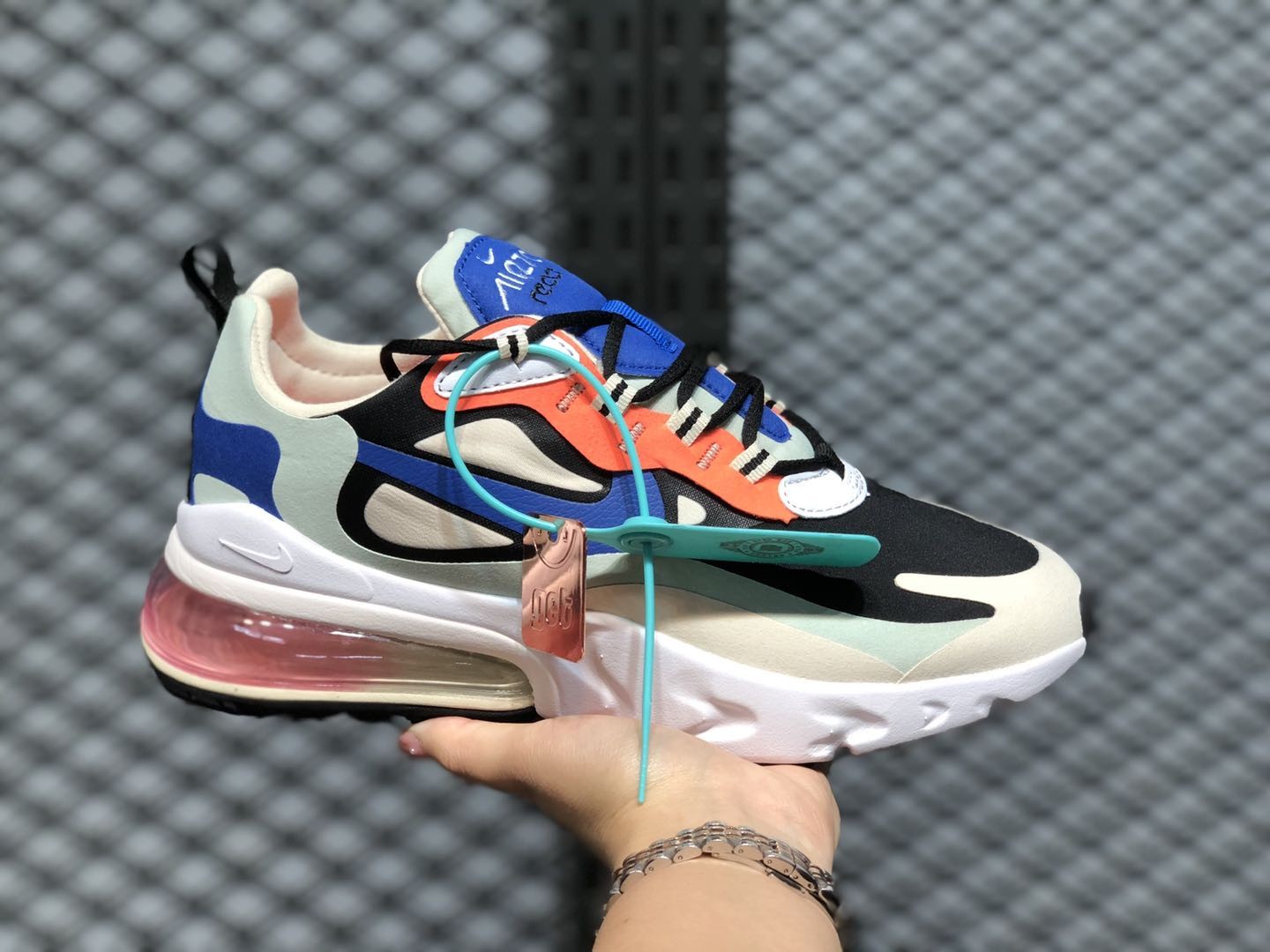 Nike Air Max 270 React