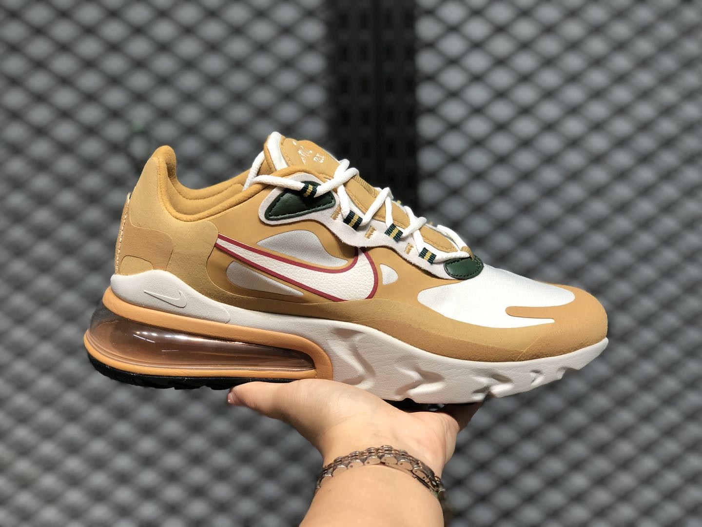 Nike Air Max 270 React