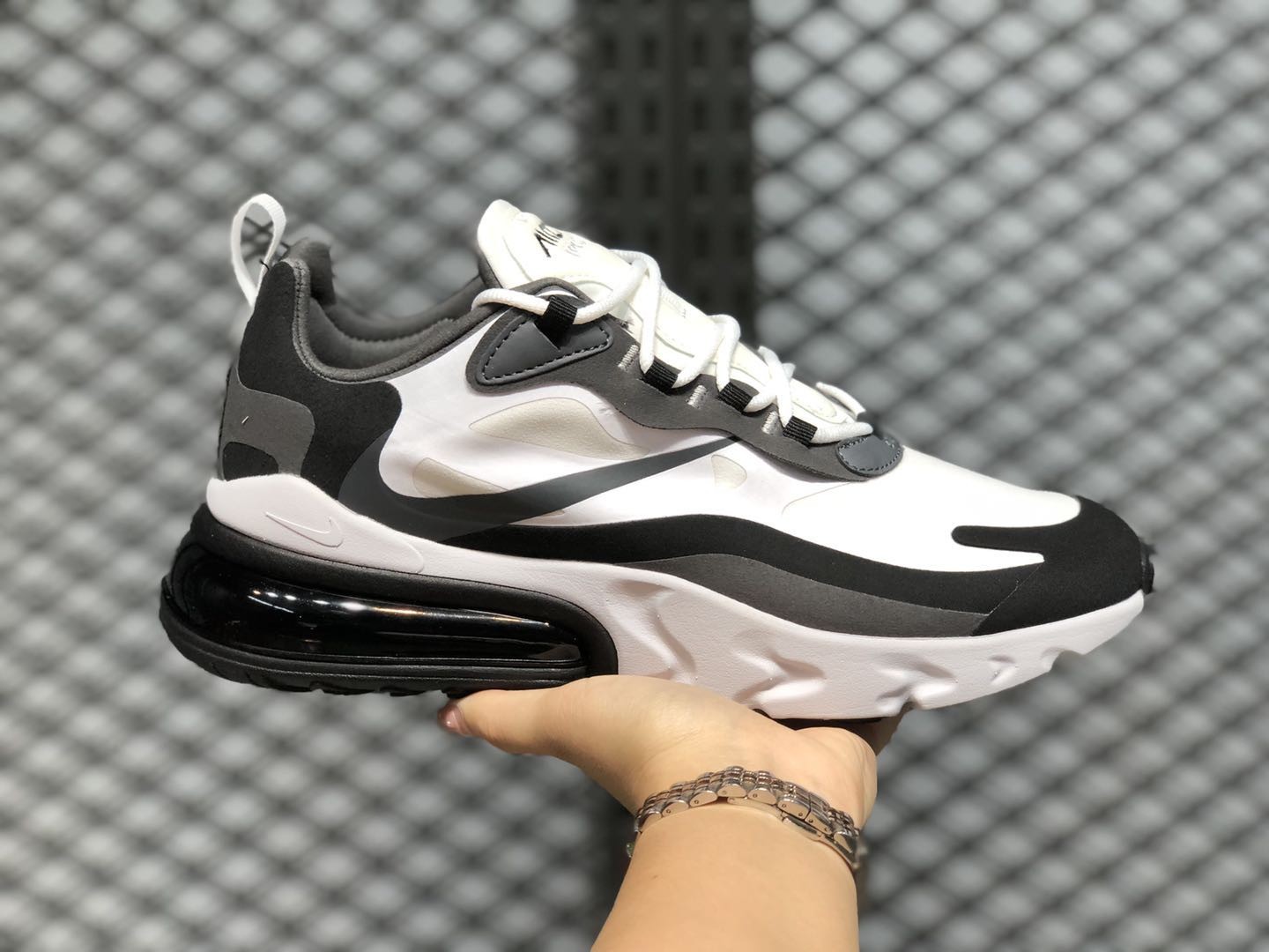 Nike Air Max 270 React