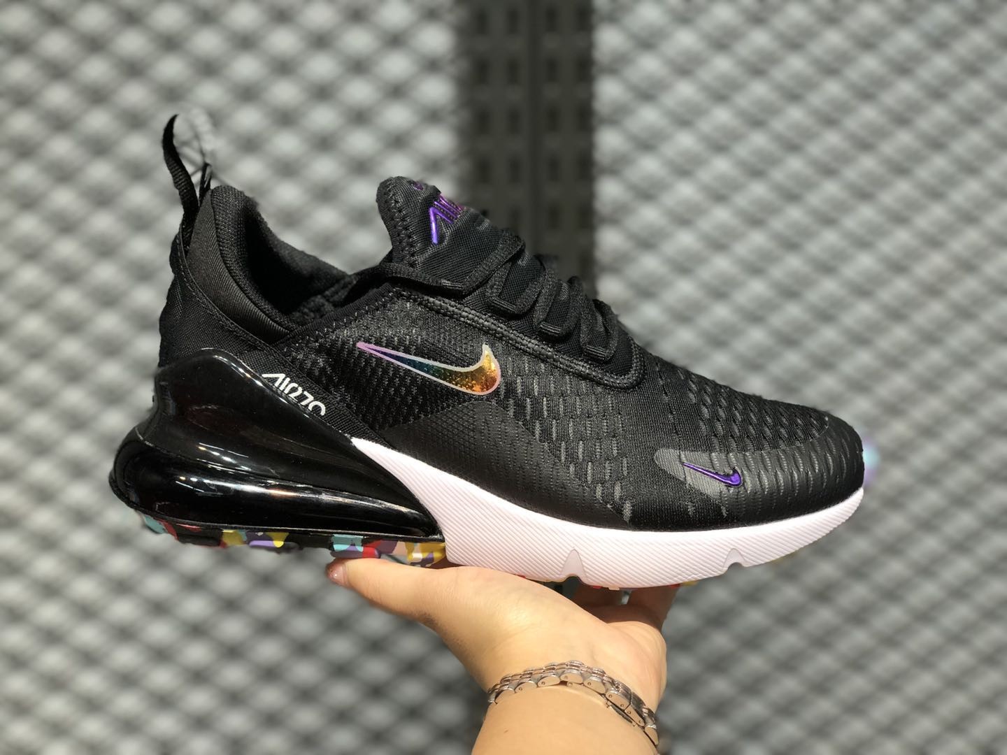 Nike Air Max 270