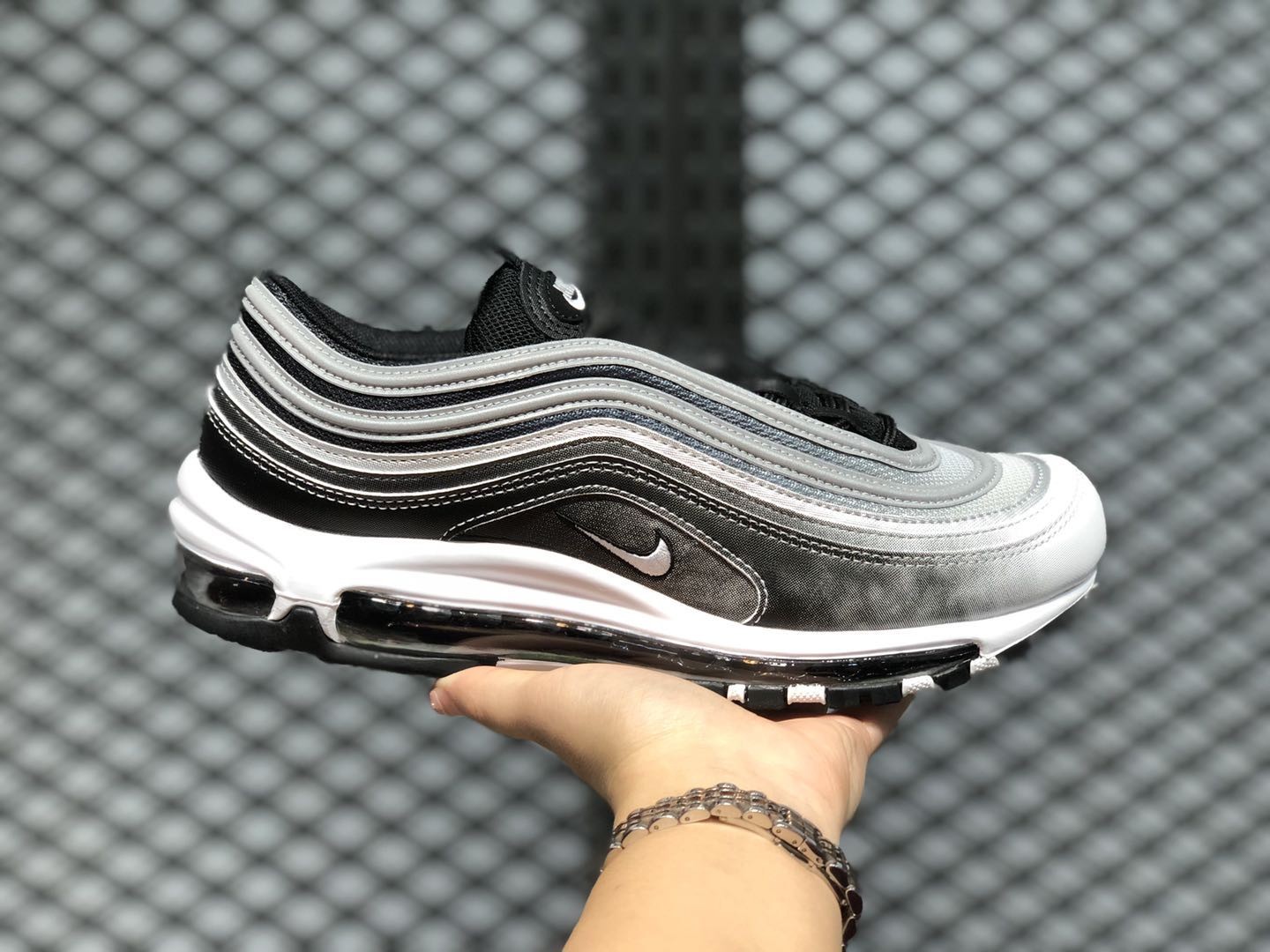 Nike Air Max 97