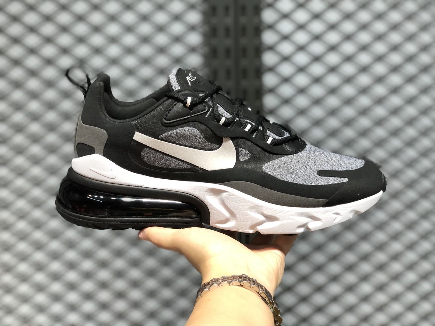 Nike Air Max 270 React