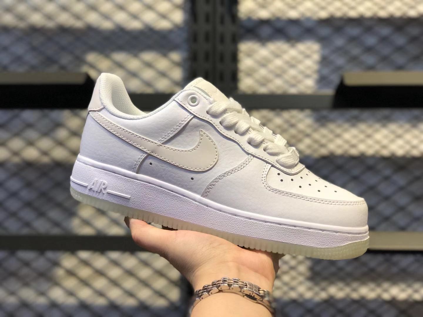 Nike Air Force 1 Low