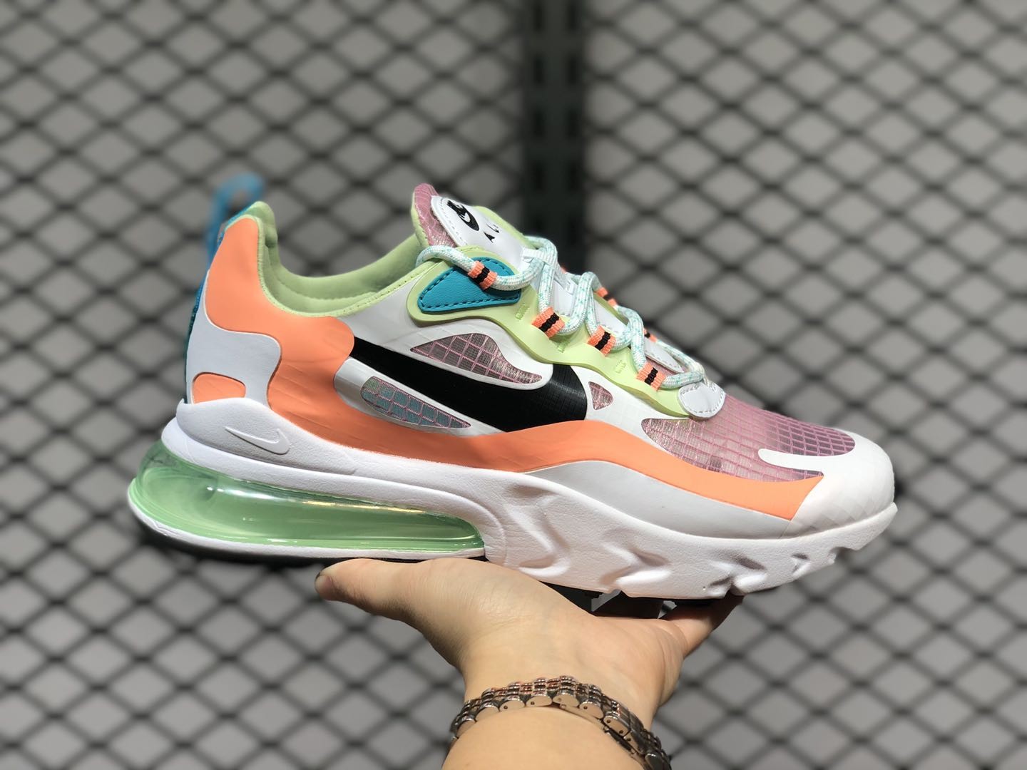 Nike Air Max 270 React