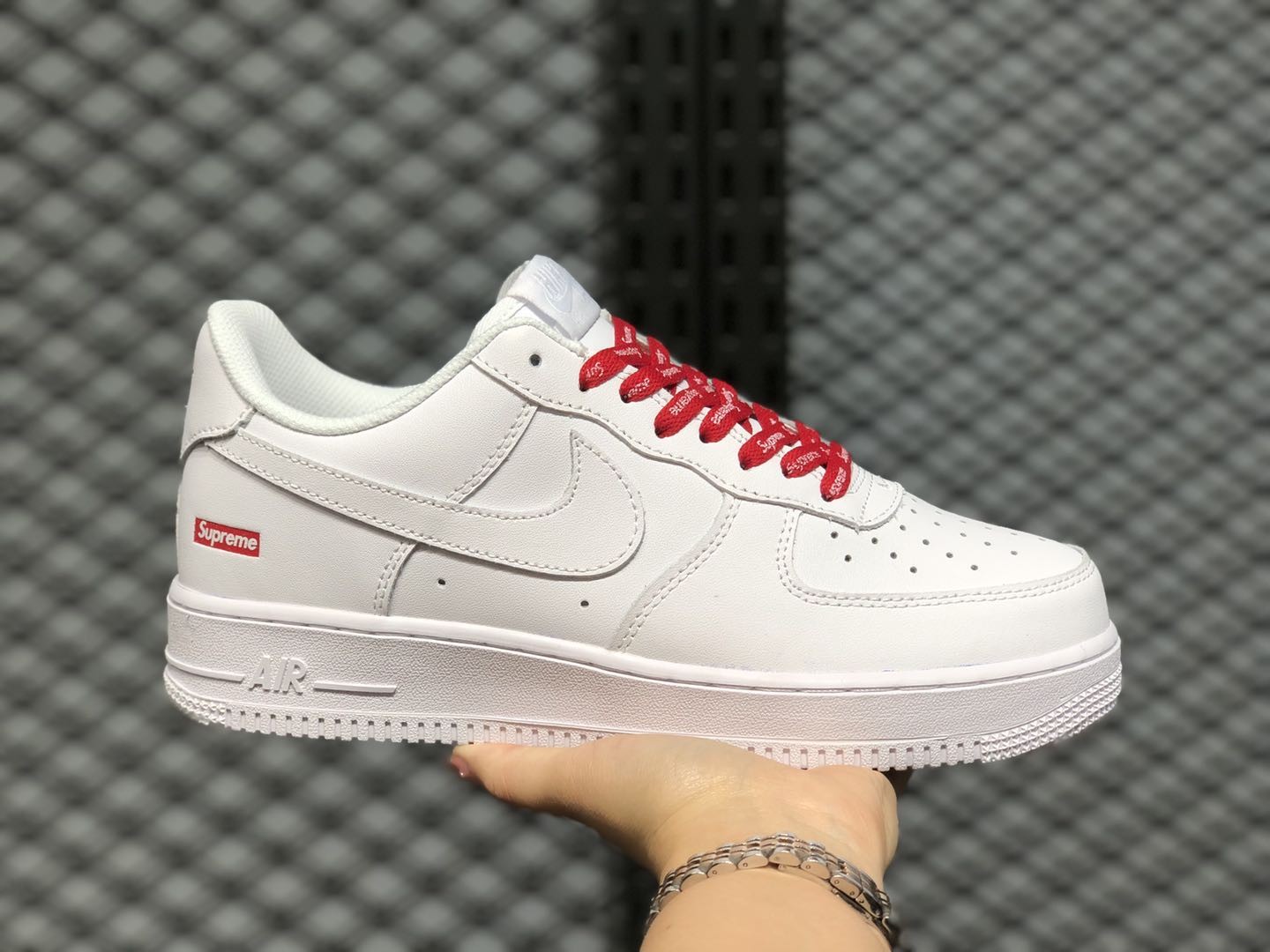 Nike Air Force 1 Low