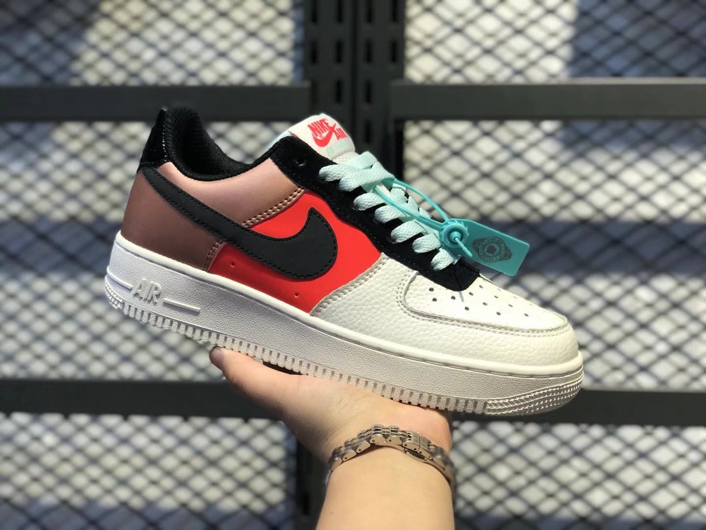 Nike Air Force 1 Low